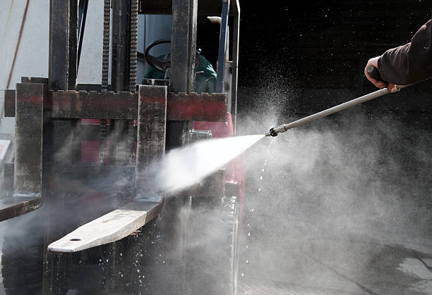 Pressure Washing Services for Businesses in Pleasanton, KS